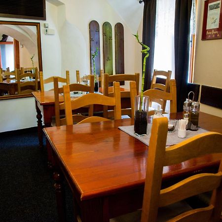 Hotel A Restaurace U Hrncire Kutná Hora Dış mekan fotoğraf