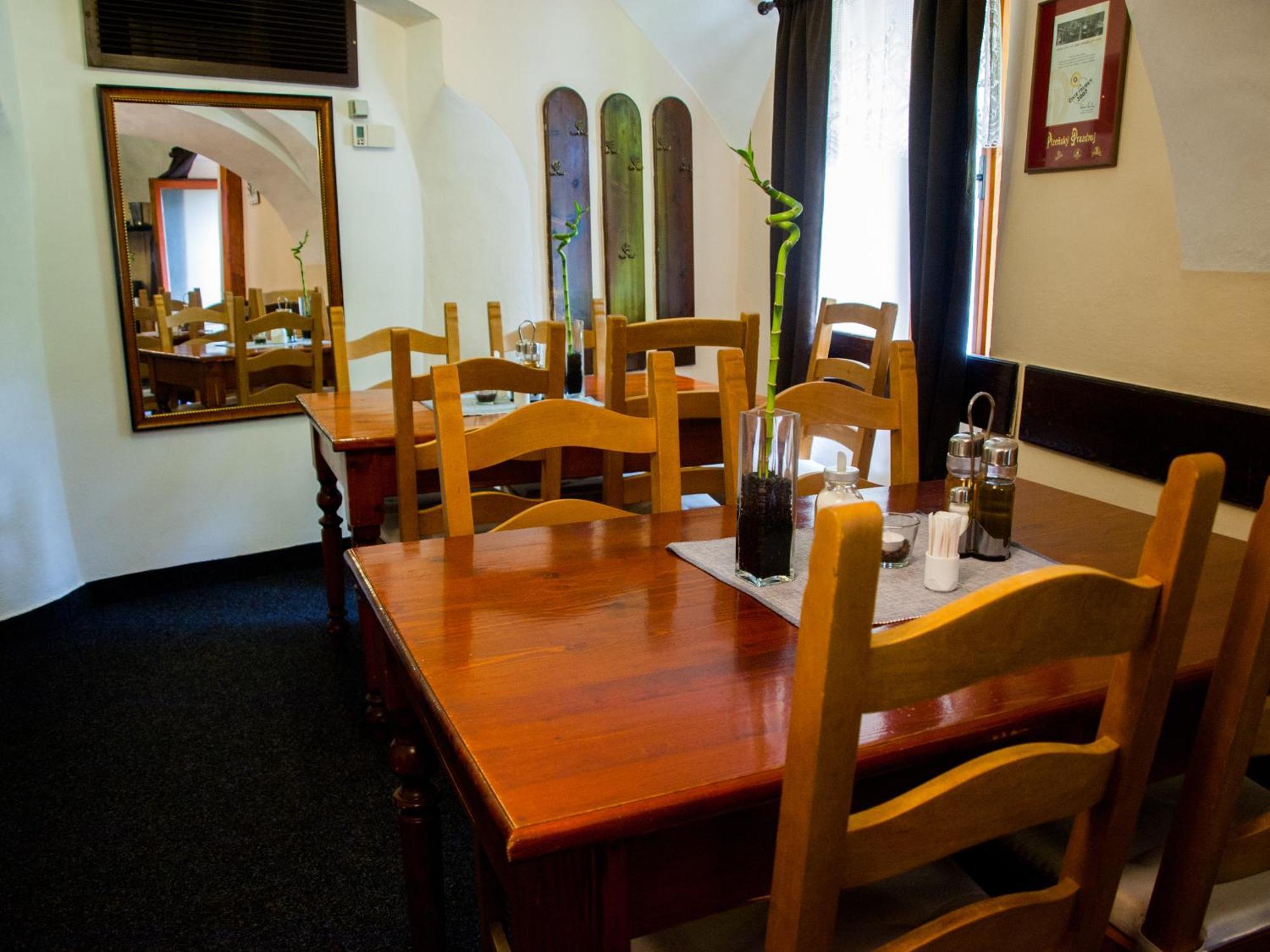 Hotel A Restaurace U Hrncire Kutná Hora Dış mekan fotoğraf